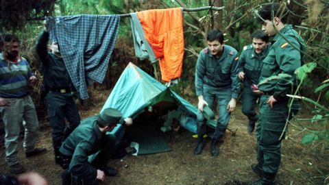 Imagen del escondite del Rambo gallego localizado en un monte de Xove, en A Mariña