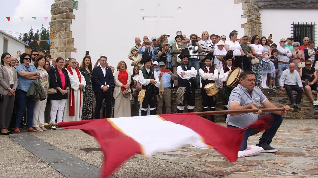 Galicia Escena Pro, un escaparate para la creaci�n esc�nica en Santiago.Bandeo de Pend�n en A Ponte, en Arante
