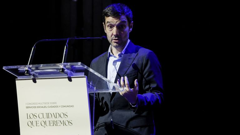 Sumar niega una guerra interna tras la dimisión de la número