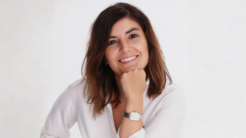 Rebeca C�ceres, psic�loga y autora del libro �El �xito de ser t��.