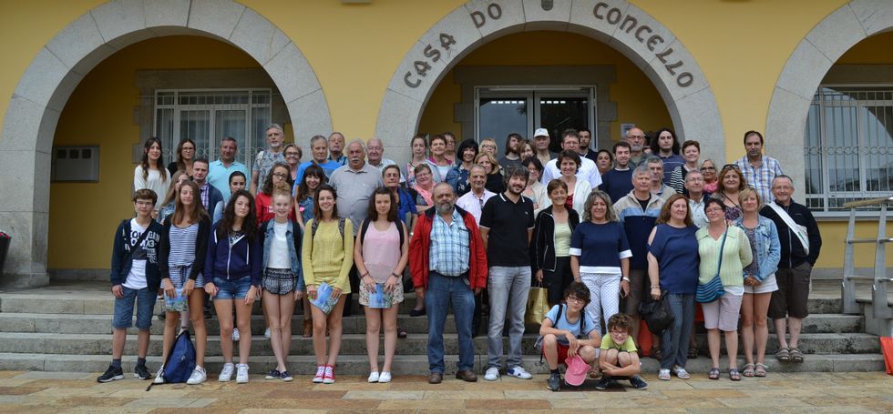 La comitiva de Guerledan visit� el Concello, la playa del lago y el casco urbano de la villa.