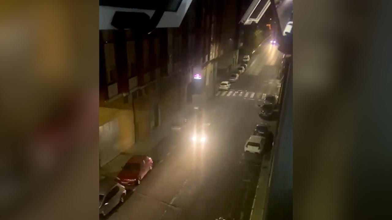 Detenido un vecino de Sarria tras una espectacular persecucin por las calles de la villa.Sanidade aplica nuevas restricciones en el municipio de Lugo