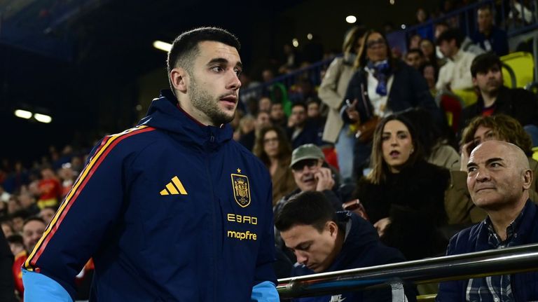 Luis de la Fuente convoca a Joan García, Pubill, Víctor Muñoz y Gavi para representar a España en el Mundial en una lista en la que está Borja Iglesias
