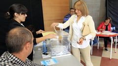 Mesa electoral en Xove en las autonómicas del 2016