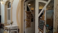 Roban en Waco Coffee