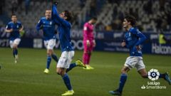 Sangalli y Javi Mier celebran el 1-0 frente al M�laga