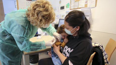 La campaña contra la gripe incluye este año por primera vez a los niños de 6 a 59 meses