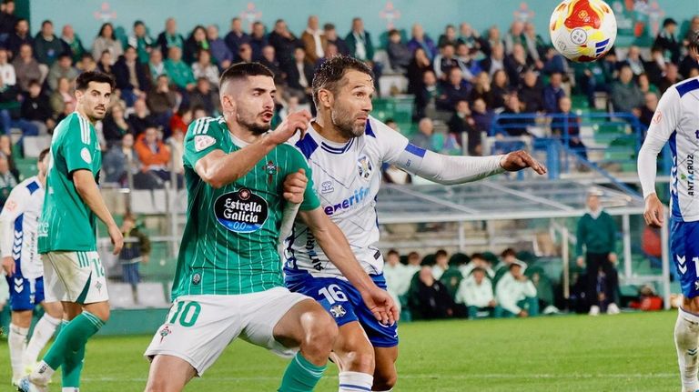 A la venta las entradas para el desembarco del Racing en Tenerife