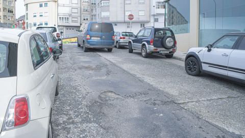Los conductores reclaman la urgente pavimentacin de Msico Falla, que da acceso a la avenida das Amricas