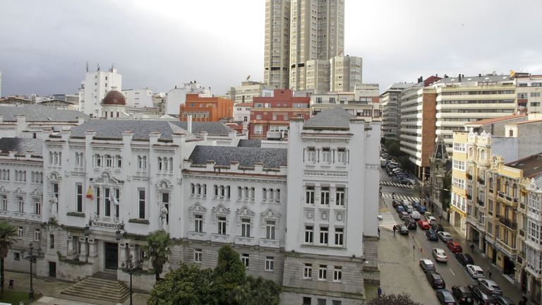 Se queda sin pensión de viudedad pese a que la policía acreditó diez años de convivencia, pero no se registró en Vigo