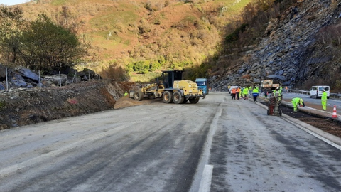 Obras en la autopista del Huerna (AP-66)