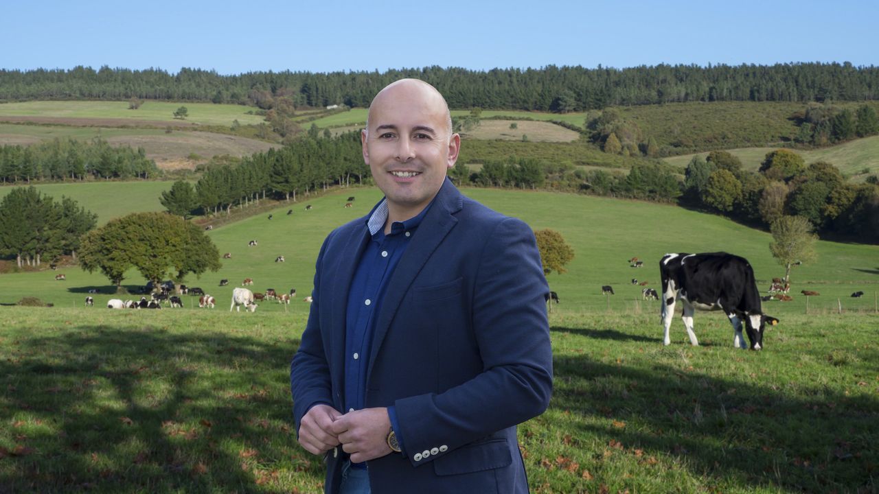 José Ángel Santos, alcalde «Creo que as permutas de Friol abriron