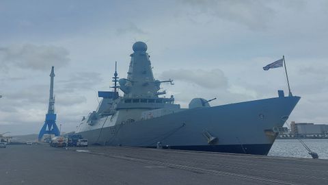 El destructor HMS Duncan en el muelle de Calvo Sotelo de A Coruña