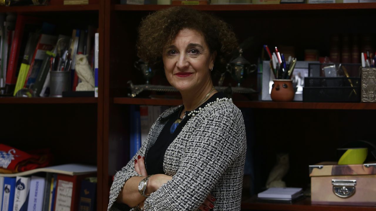 Salvador Illa y Pedro S�nchez, este s�bado en un acto de campa�a.Ana Pont�n, Alberto N��ez Feijoo, Gonzalo Caballero y Ant�n G�mez-Reino