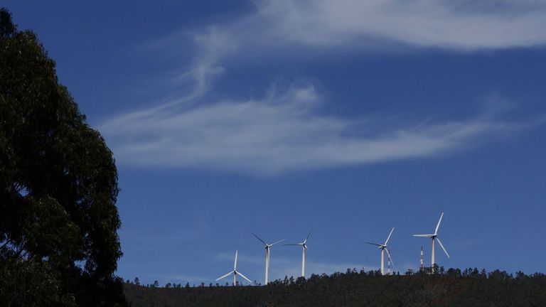 La Xunta rechaza la construcción del parque eólico Barreiros III