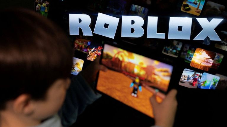 Australia avisa a Roblox tras varias denuncias de captación sexual de menores