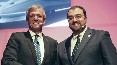 Los presidentes de Galicia y Asturias, Alfonso Rueda y Adrián Barbón, respectivamente, participan este lunes en la quinta edición de los Encuentros del Eo en Vegadeo