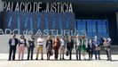 Jueces, magistrados y fiscales en huelga ante el Palacio de Justicia de Gijón