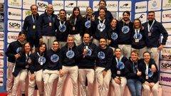 Nadadores del CN Escualos en el Campeonato de Galicia mster de invierno en Ponteareas.
