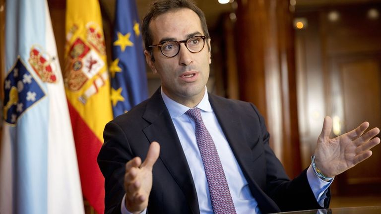 Carlos Cuerpo, ministro de Economía: «Apoyamos el registro horario, pero lo haremos de manera equilibrada»