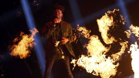 The Weeknd interpreta «Can't Feel My Face»