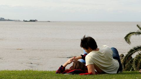 Una pareja, en Uruguay