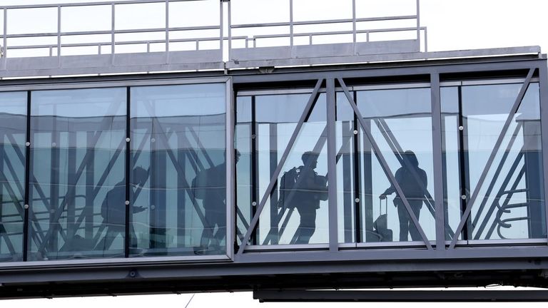 Óscar Puente asegura que las aerolíneas no prevén escasez de