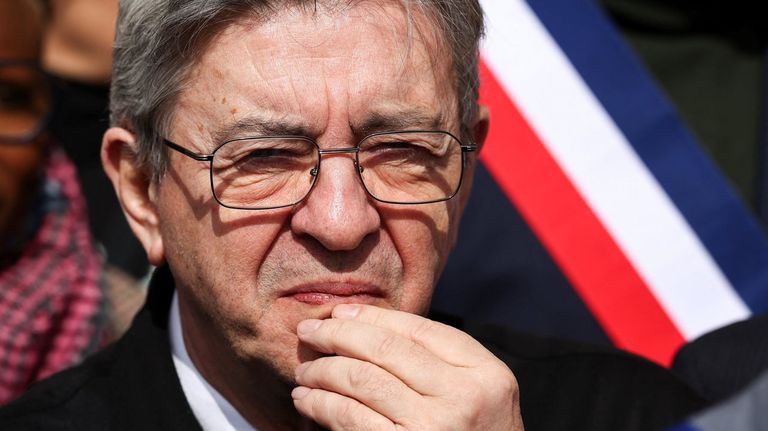 Mélenchon intenta resucitar su plataforma electoral «para evitar el suicidio de la izquierda» en Francia