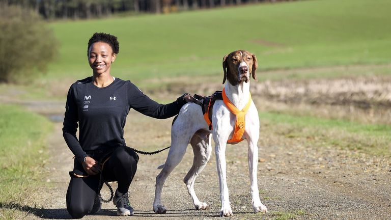 Valeria Batire y Azkar, de Oroso al subcampeonato del mundo de canicrós