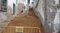 Calle en obras en el casco hist�rico de Betanzos