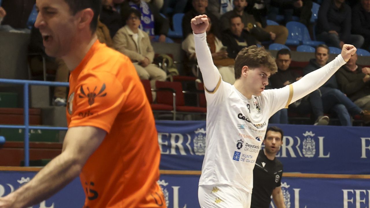 Siete d�cadas de Telev�s.Gonzalo Santa Cruz entr� en la lista definitiva de Jes�s Velasco. 