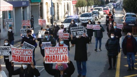 Manifestacin en Vilalba contra el cierre de la hostelera