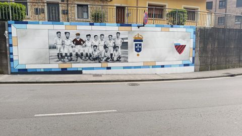 Mural, todav�a sin acabar, en la�Calle Dar�o de Regoyos de Oviedo