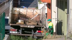 La vivienda de los padres detenidos en Lugo acumulaba gran cantidad de basura