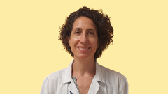 La doctora Ana Camacho est� especializada en patolog�a neuromuscular, movimientos anormales, enfermedades infecciosas y neuroinmunolog�a.