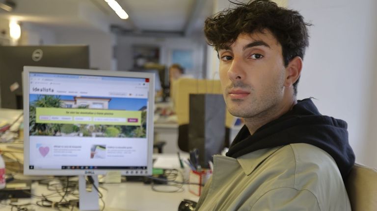 Un universitario víctima de una estafa inmobiliaria en Madrid puede perder el curso y 5.000 euros de beca