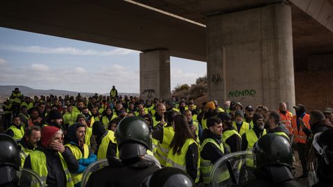 Decenas de agricultores concentrados en Valencia