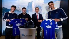 V�ctor Mingo, David Fern�ndez y Younnes, con el directivo de Caixabank