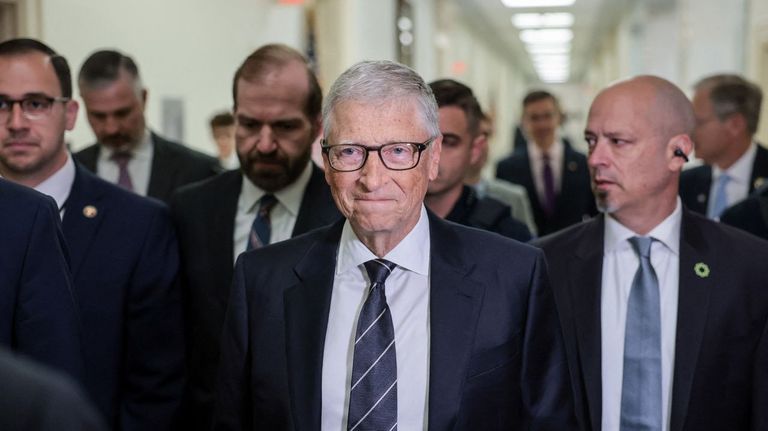 Bill Gates declara que Epstein lo chantajeó con información 