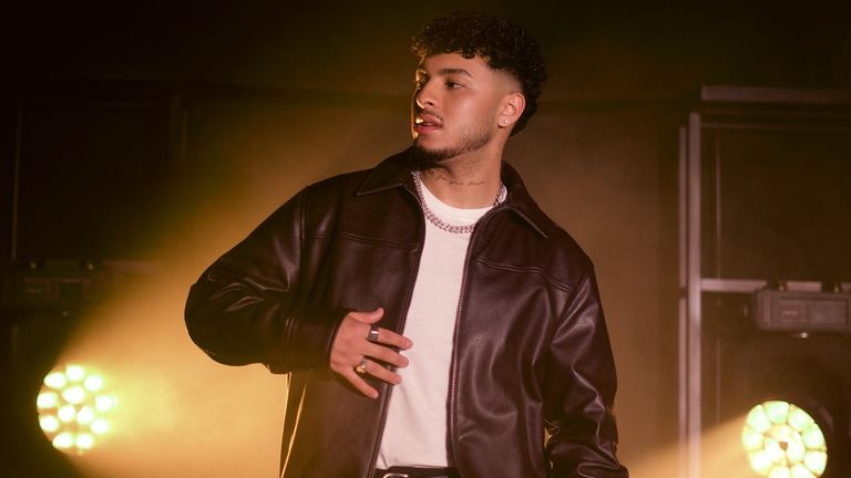 Kenneth, tras su fichaje estrella por El Combo Dominicano: «Es un regreso a Galicia por todo lo alto»