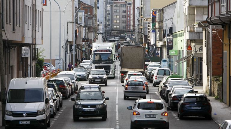 Imágenes Del Caos De Tráfico En Sarria Por El Corte Del Corredor