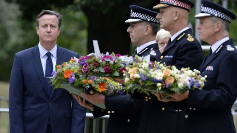 David Cameron participa en la ceremonia conmemorativa en Hyde Park