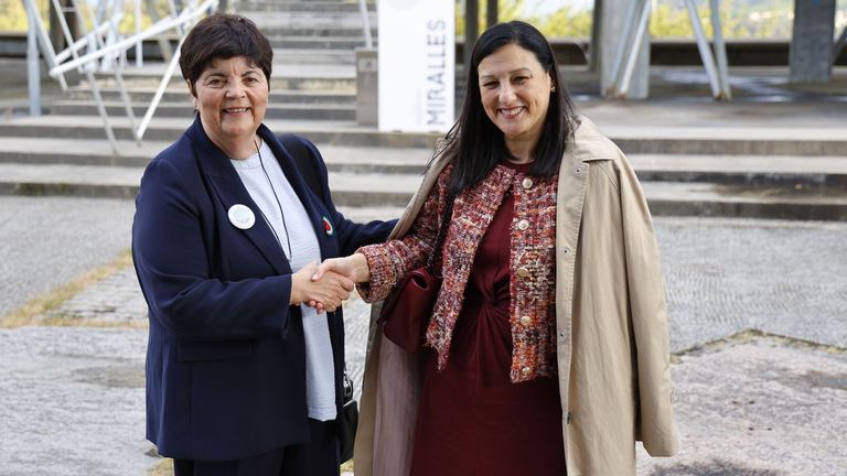 Belén Rubio afea a García Mateo que no haya desvelado quién será su gerente si es rectora de la UVigo