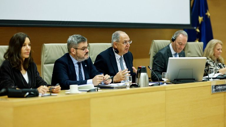 El comisario de Pesca, dispuesto a actuar contra Noruega si sigue esquilmando xarda