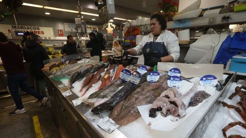 Mercado de plaza de Lugo en víspera de Nochevieja