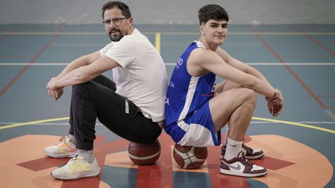 Sony Vzquez e Isaac Vzquez, padre e hijo unidos por su entrega al baloncesto.