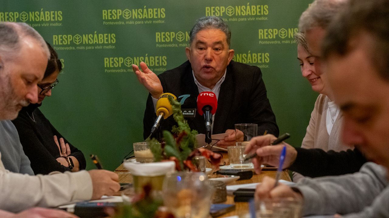 El alcalde de Pontevedra, Miguel Anxo Fern&aacute;ndez Lores, hace unos d&iacute;as en su balance del a&ntilde;o con los medios de comunicaci&oacute;n