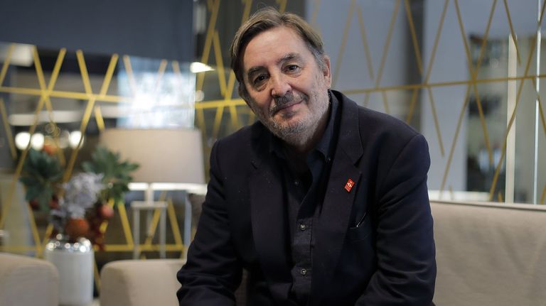 Luis García Montero, director del Instituto Cervantes, distinguido con el premio Blanquerna 2025