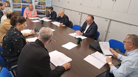 Reunión de los alcaldes en la sede del Consorcio As Mariñas
