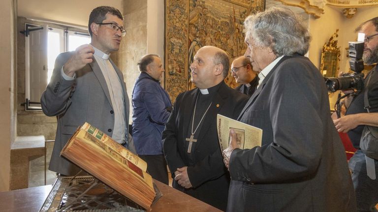 El papa recibirá el primer ejemplar de la nueva edición facsímil del Códice Calixtino